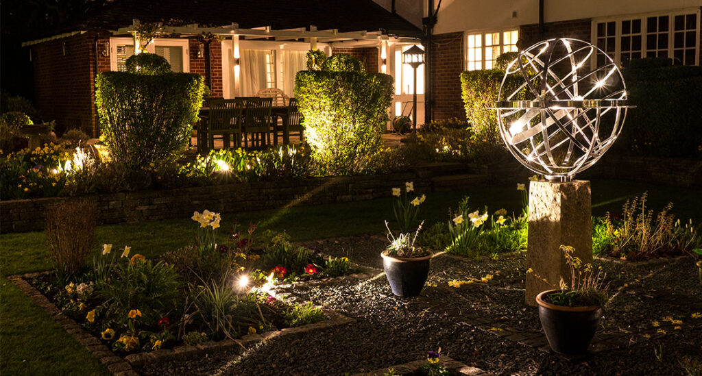 GardenLighting-Case_Study_Page-Liz_Didsbury-1-NEW