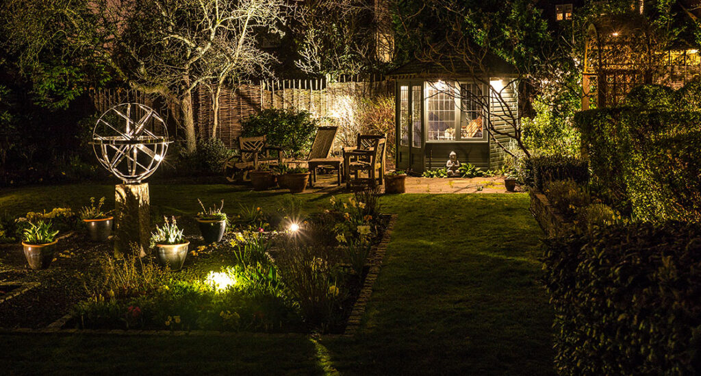 GardenLighting-Case_Study_Page-Liz_Didsbury-2-NEW